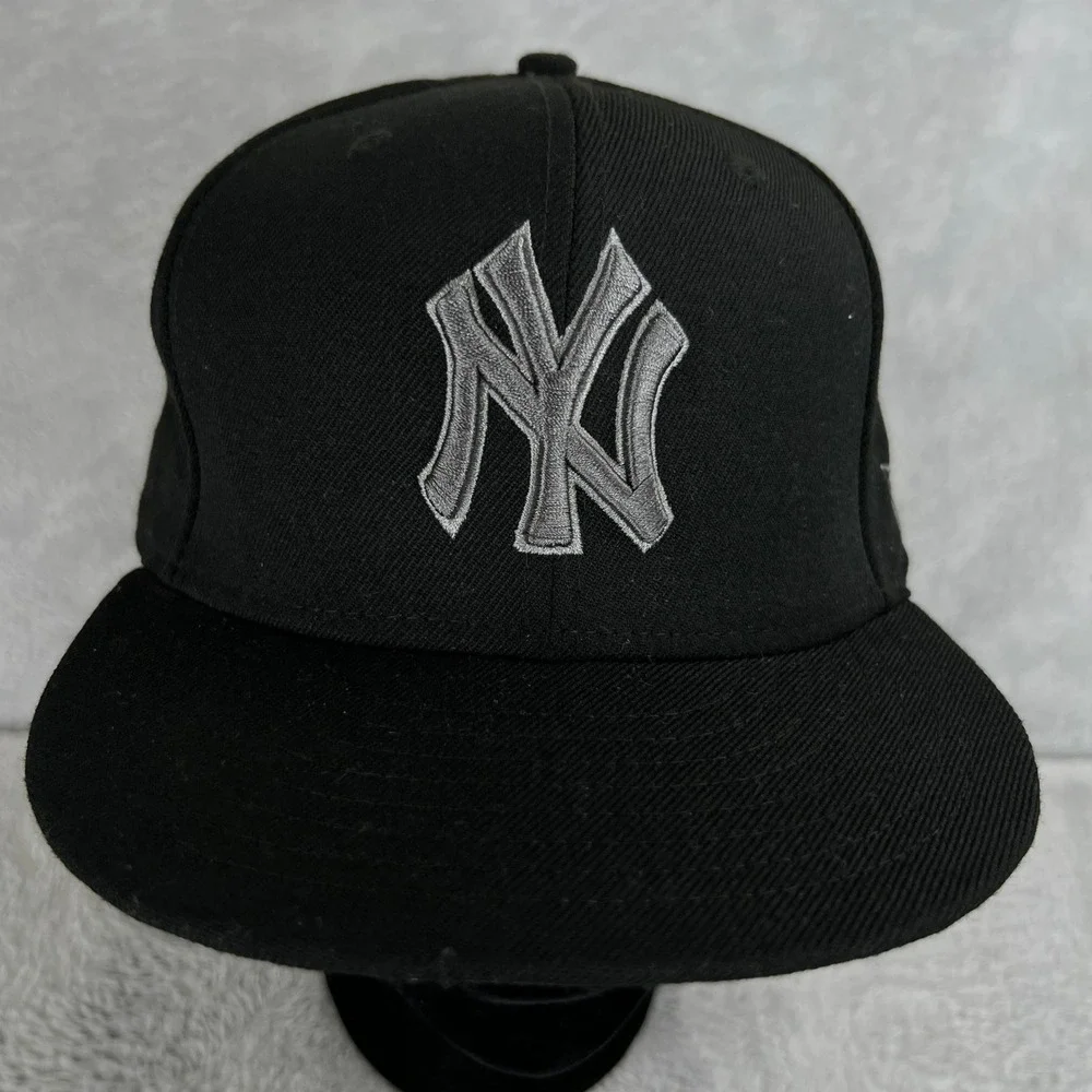 New Era 59FIFTY New York Yankees NY Fitted Hat 7 3/8 Black MLB Baseball Cap